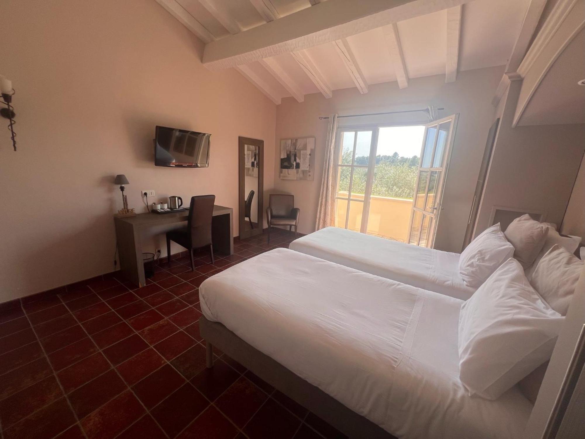 Aragon Logis Hotel Restaurant La Bergerie מראה חיצוני תמונה