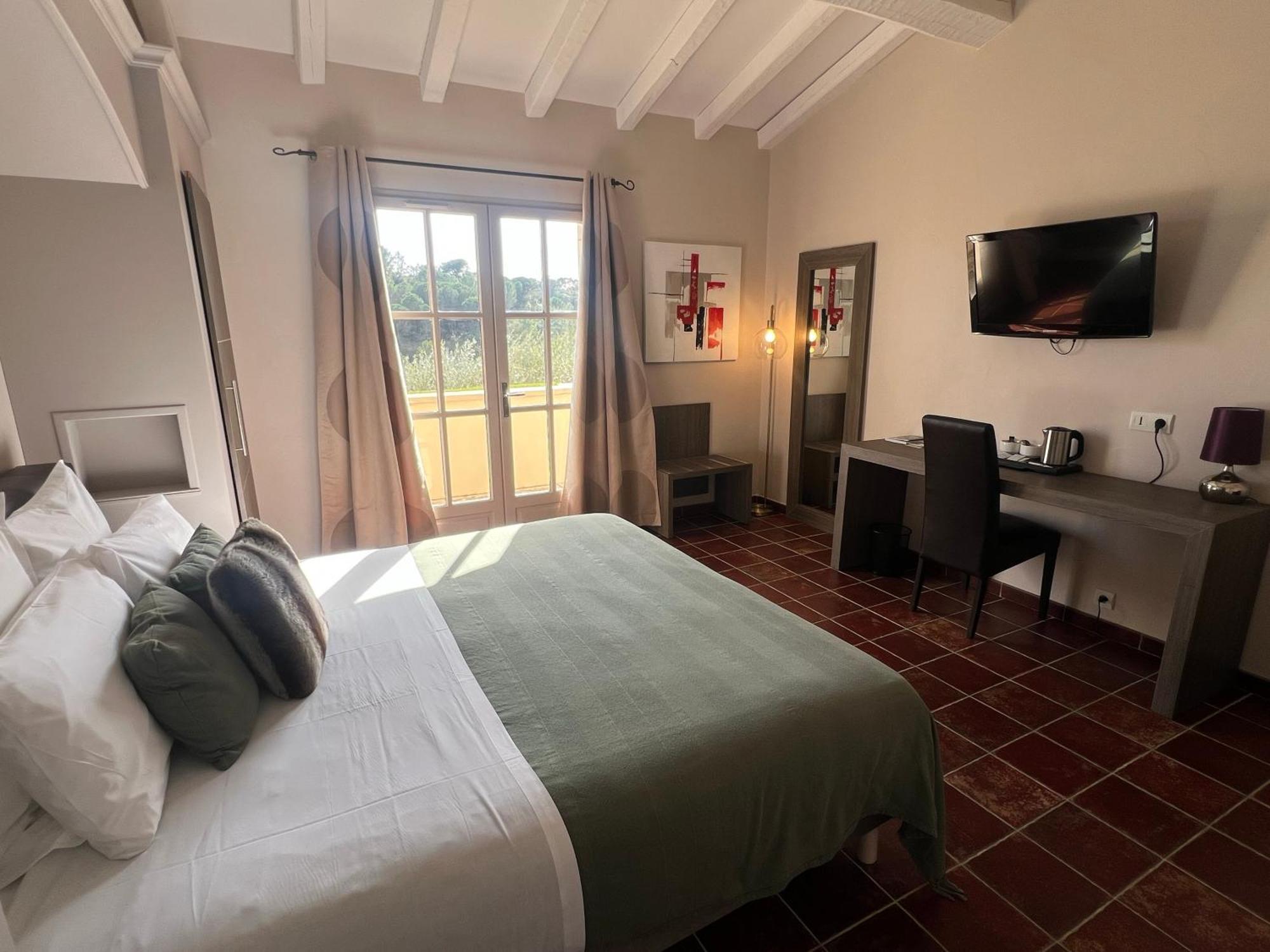 Aragon Logis Hotel Restaurant La Bergerie מראה חיצוני תמונה